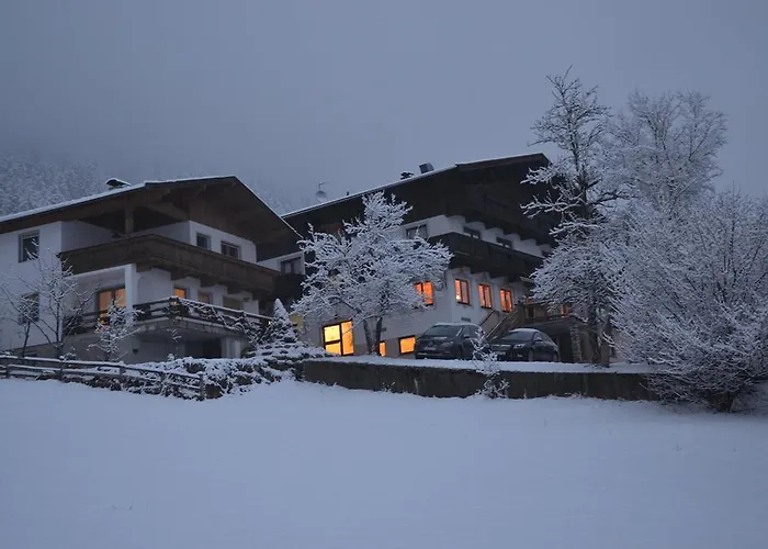 Gasthof Badhaus 招待所