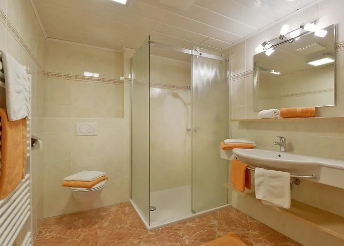 招待所 Gasthof Badhaus 瑟尔