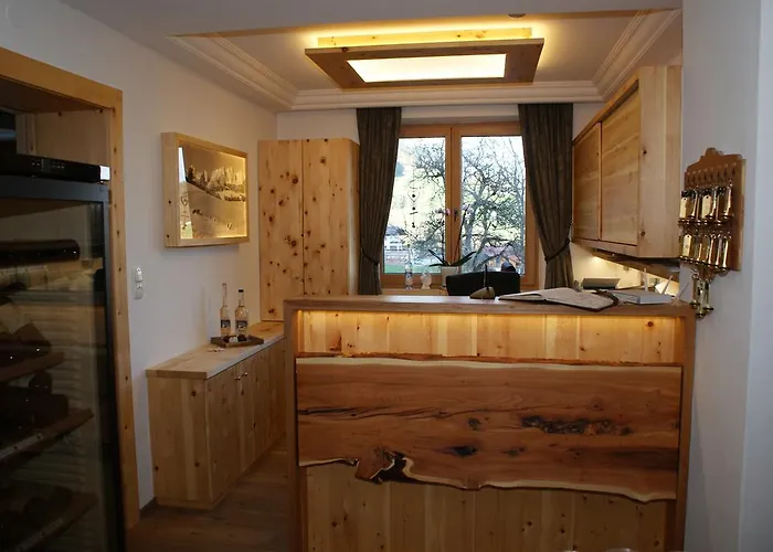 Gasthof Badhaus 招待所 *